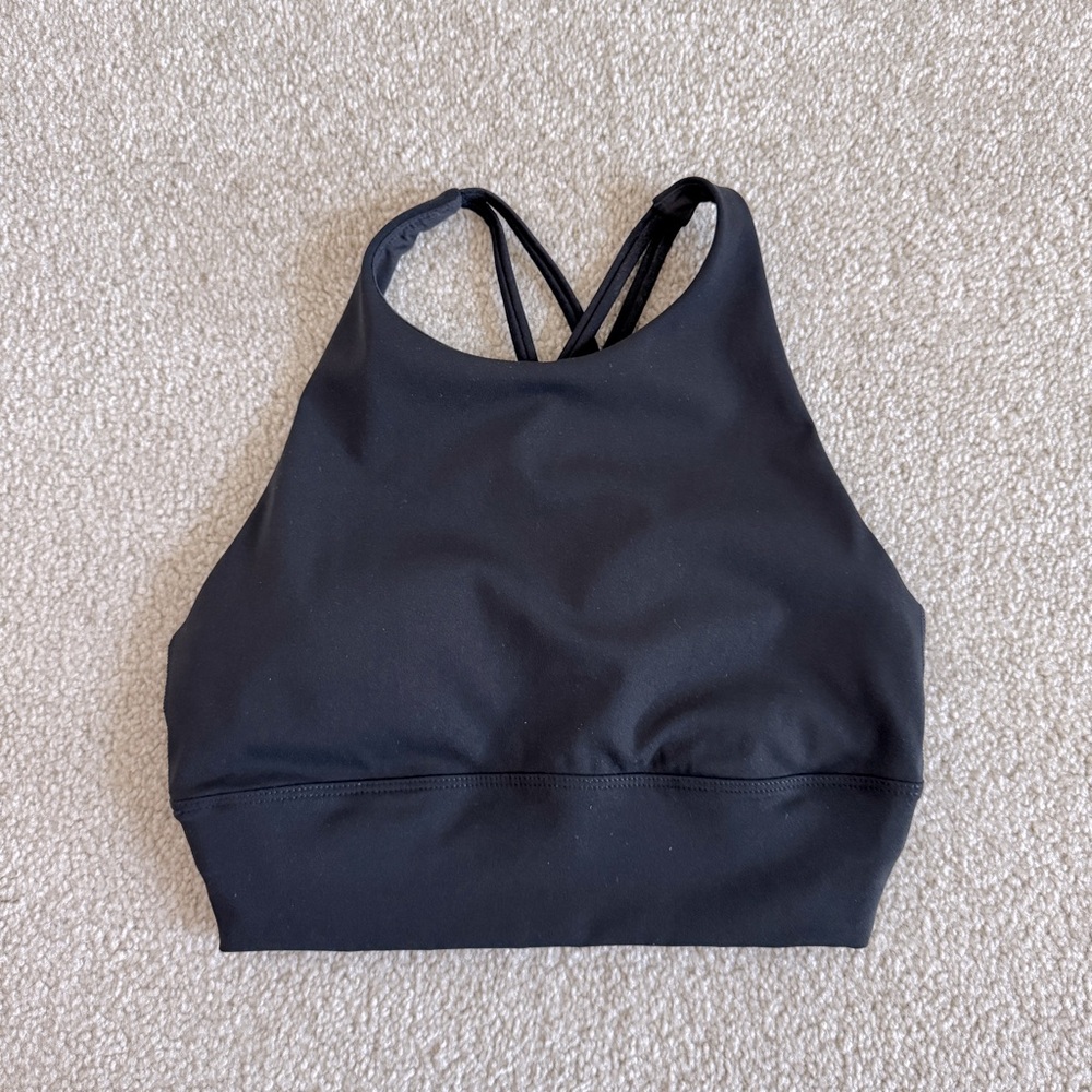 ARITIZA Golden PowerSculpt™ Reach Sports Bra
